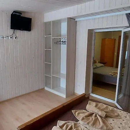 U Stozi Отель *